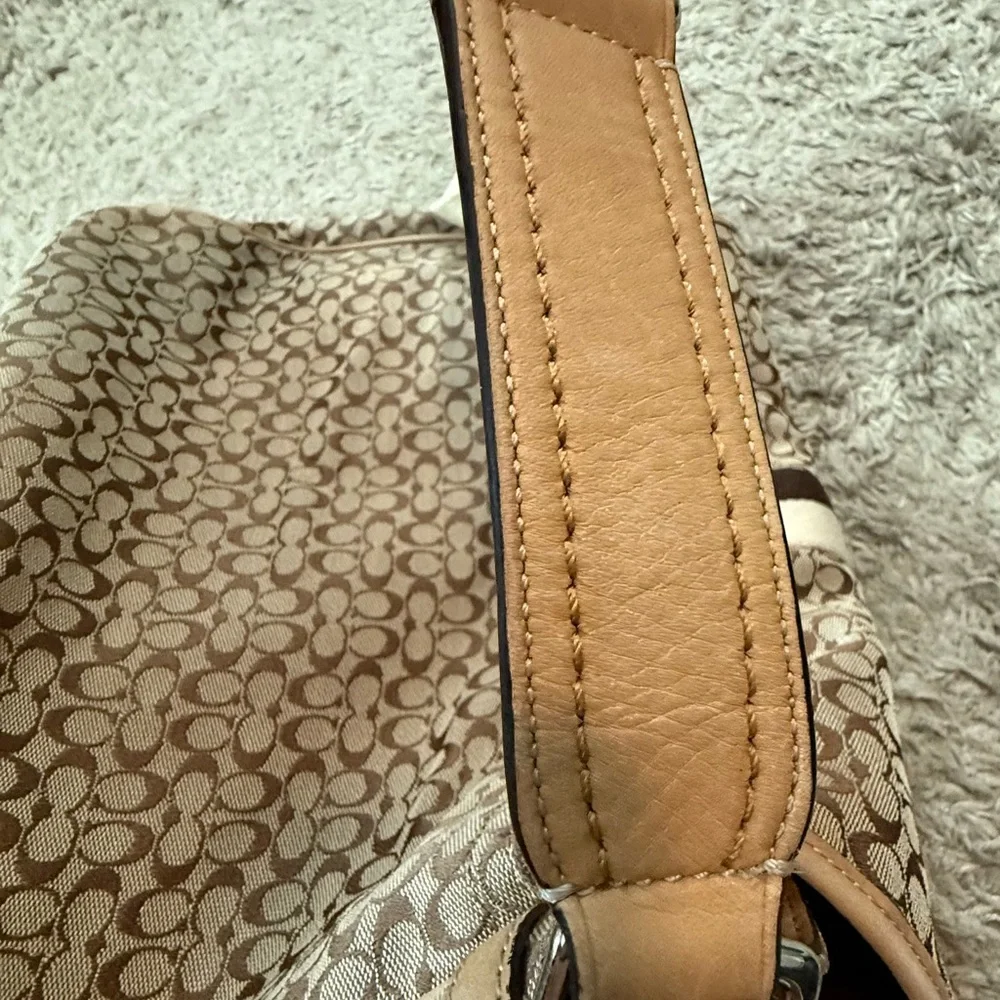 Coach Signature Voyager Messenger Bag No J0968-F70183 Tan, Beige, & Brown - Picture 10 of 16